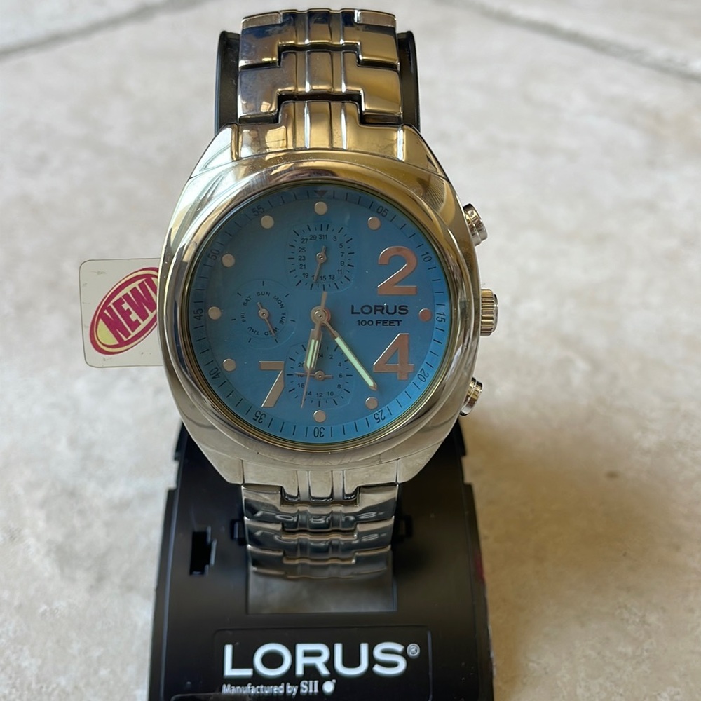 Lorus men quartz watch
